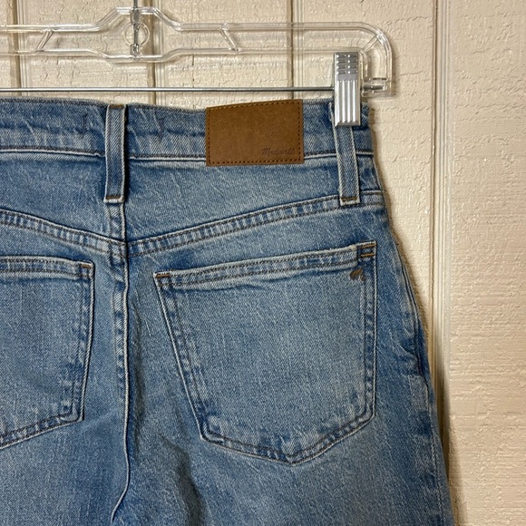 Madewell The Mid-Rise Perfect Vintage Straight Jeans, size 24. - Picture 6 of 10